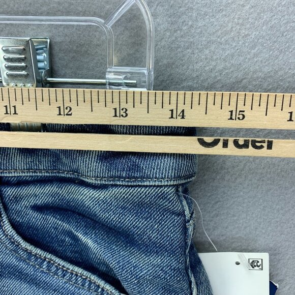 Arizona Jean Skirt Womens Juniors 7 Distresed Ripped Raw Hem Denim Medium Wash - Picture 6 of 8